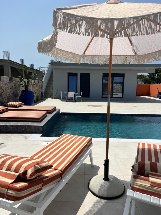 Cora May Central Villa With Private Pool 200M To The Beach ファリラキ エクステリア 写真