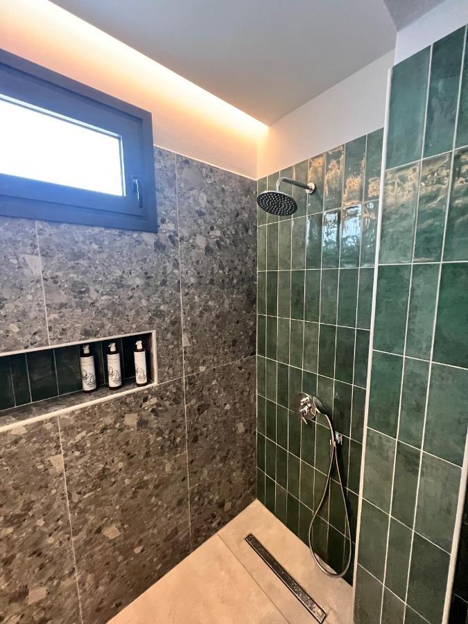Cora May Central Villa With Private Pool 200M To The Beach ファリラキ エクステリア 写真