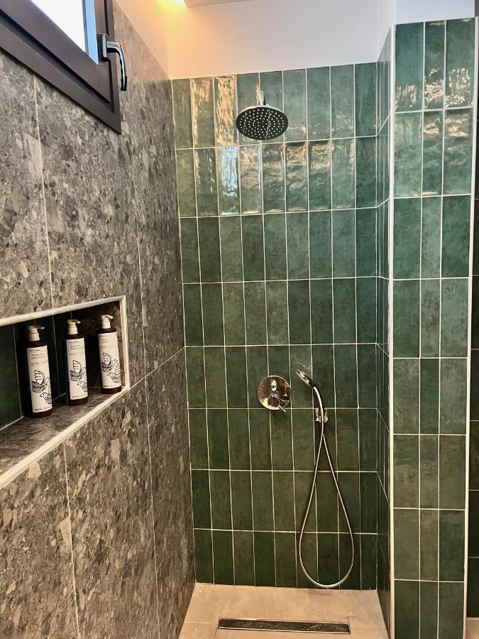 Cora May Central Villa With Private Pool 200M To The Beach ファリラキ エクステリア 写真