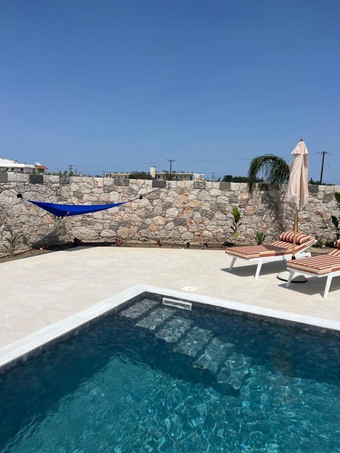 Cora May Central Villa With Private Pool 200M To The Beach ファリラキ エクステリア 写真