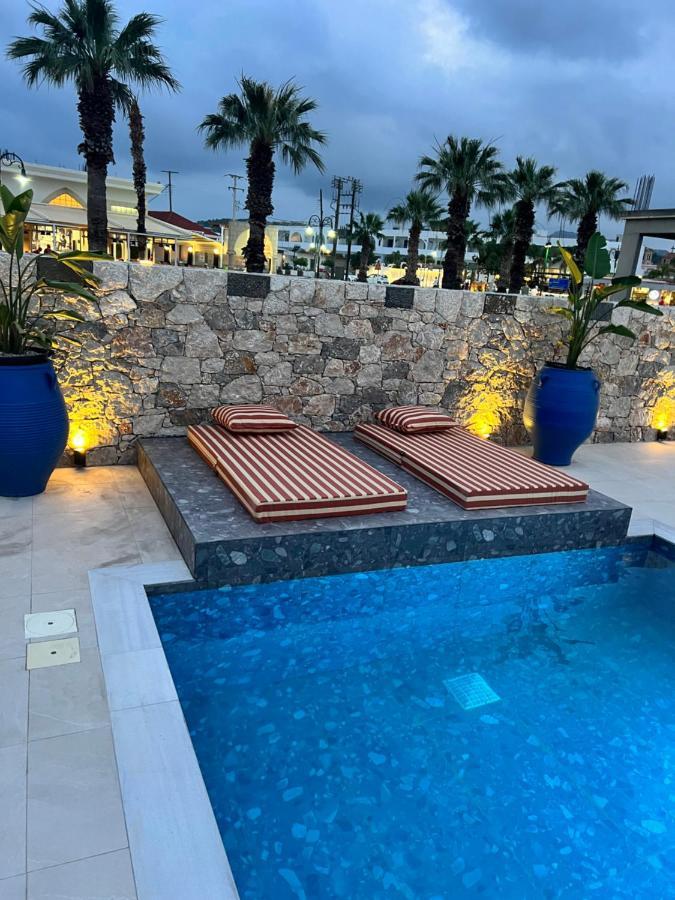 Cora May Central Villa With Private Pool 200M To The Beach ファリラキ エクステリア 写真