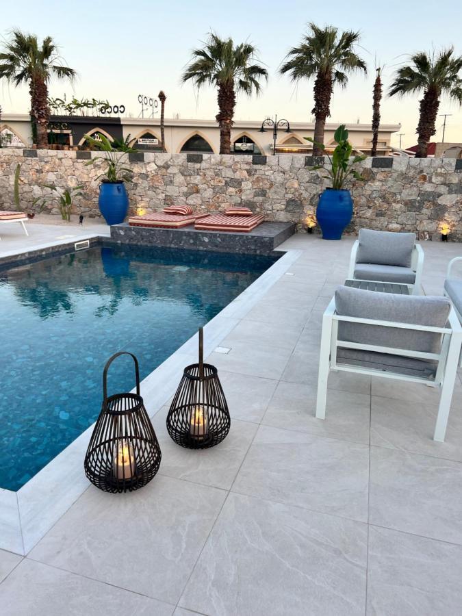 Cora May Central Villa With Private Pool 200M To The Beach ファリラキ エクステリア 写真